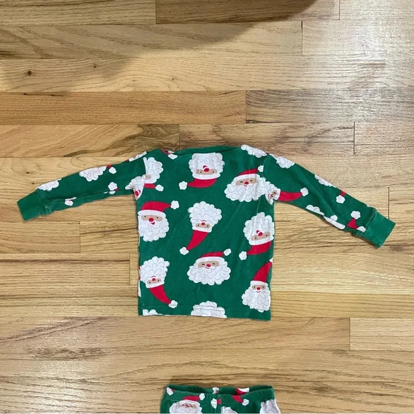 Carters 18M Christmas Santa Pajama Holiday Matching Set - Picture 4 of 7